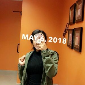 Meet your Posher, Elizabeth